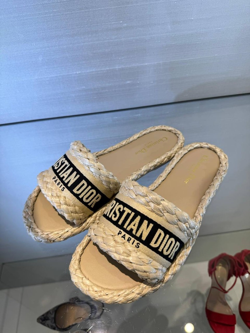 DIOR Sneakers front view - Women's luxury Shoes