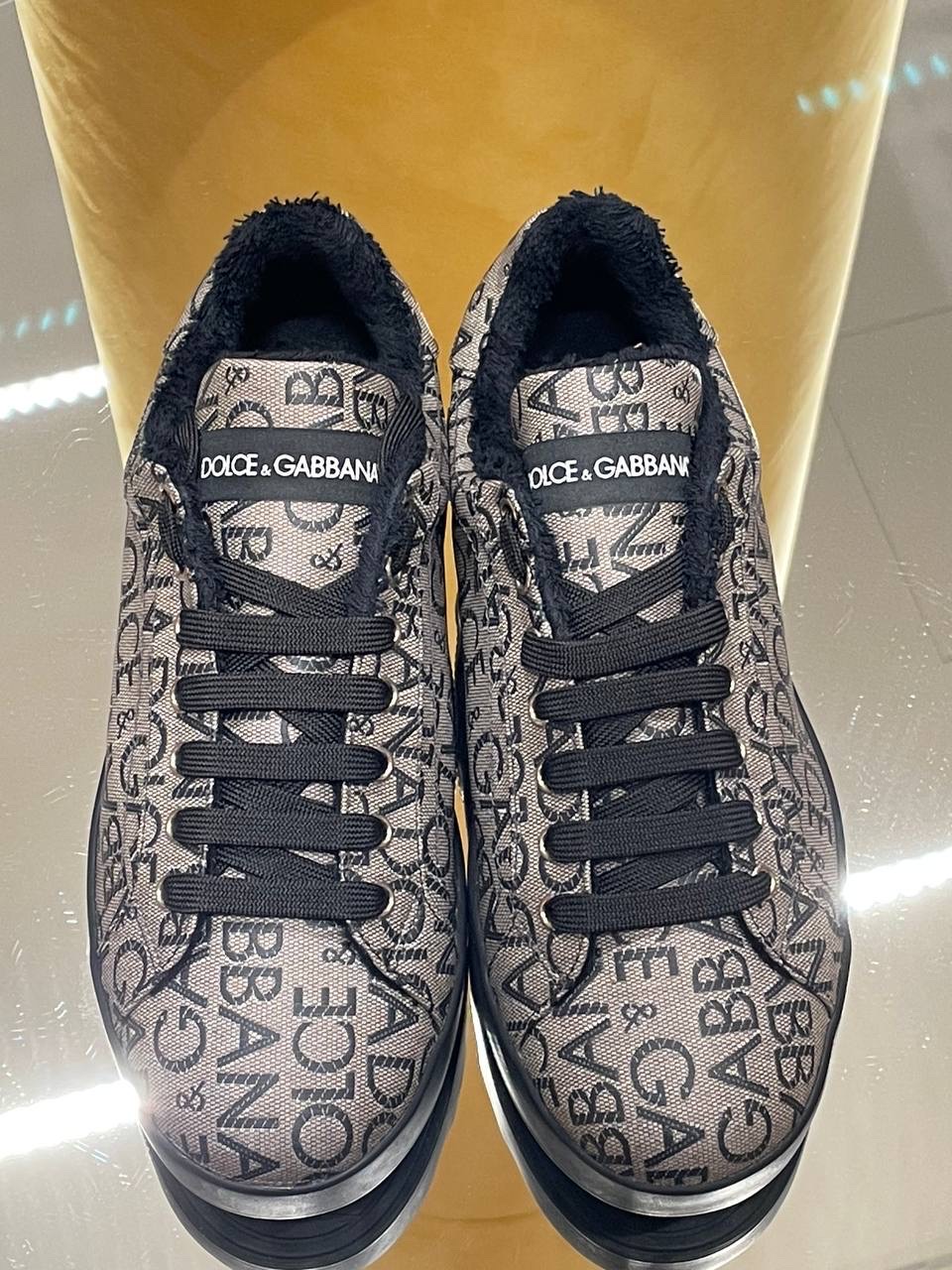 DOLCE & GABBANA Sneakers side view - Men luxury Shoes