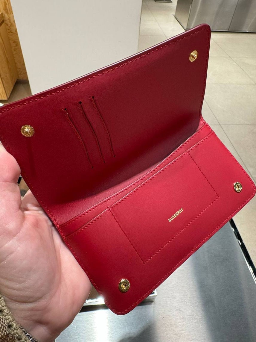 BURBERRY Wallets and small leather goods side view - Women's luxury Accessories