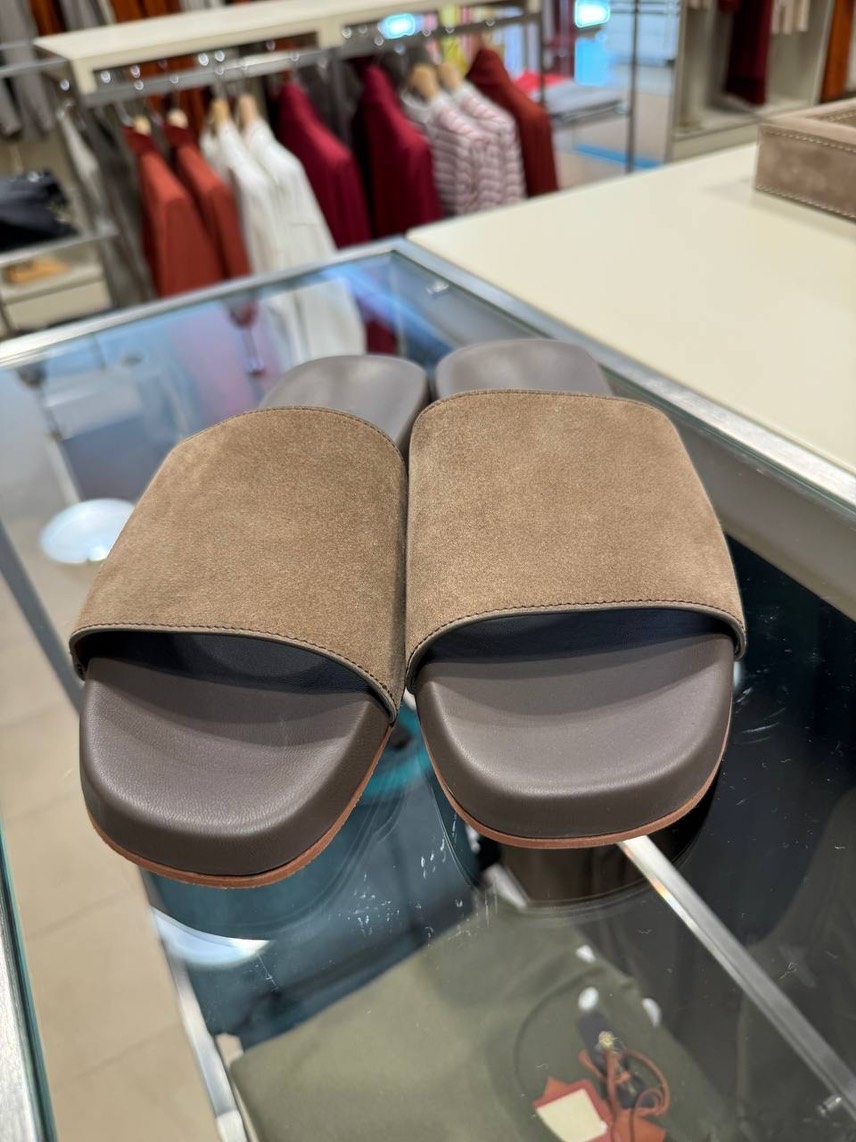LORO PIANA Slides side view - Men luxury Shoes