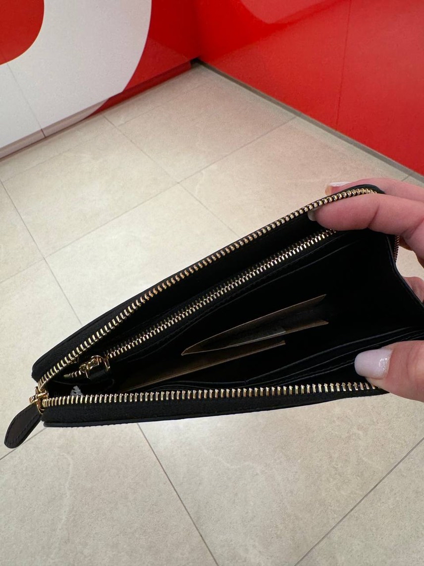 BURBERRY Wallets and small leather goods side view - Women's luxury Accessories