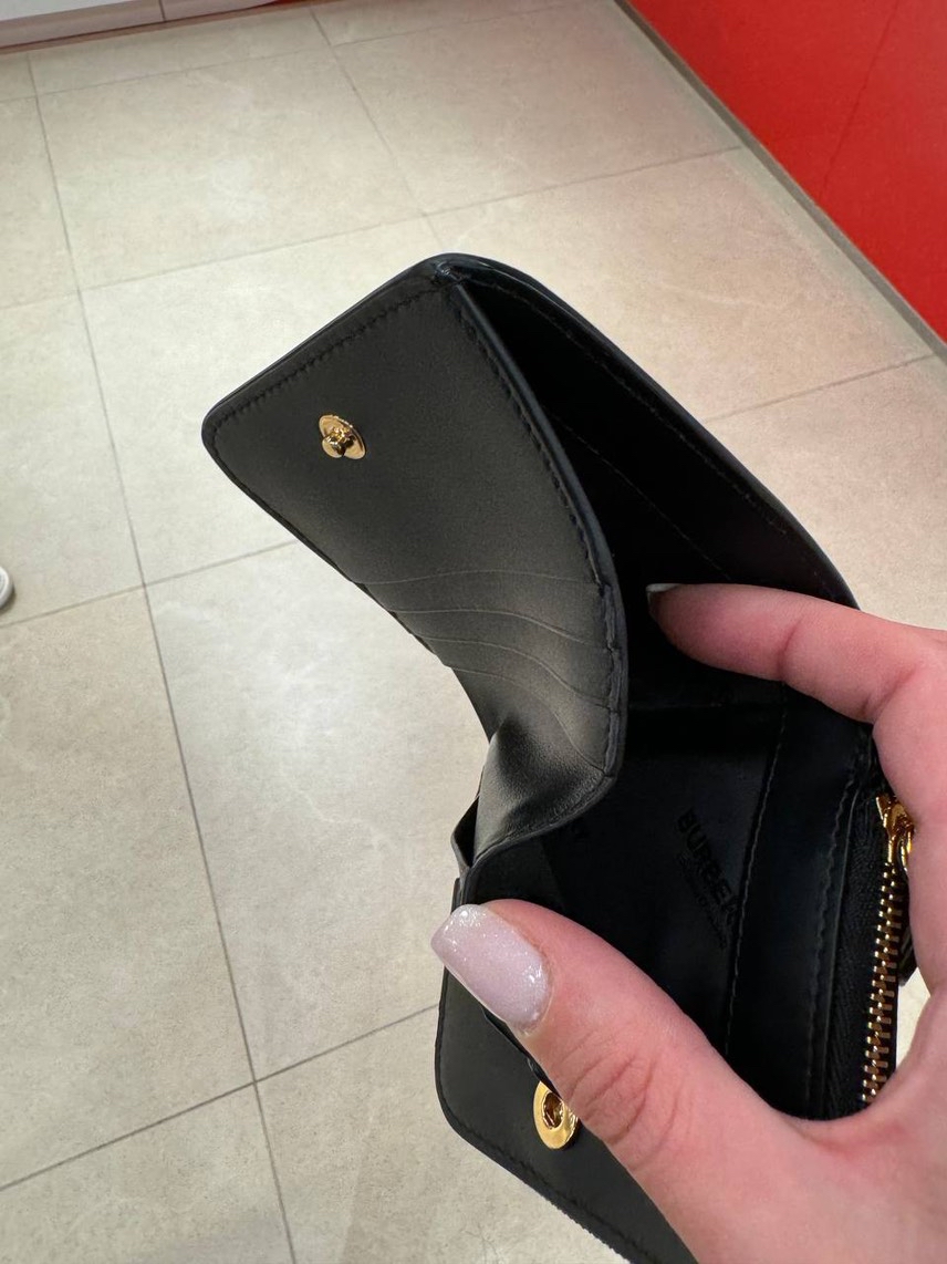 BURBERRY Wallets and small leather goods side view - Women's luxury Accessories
