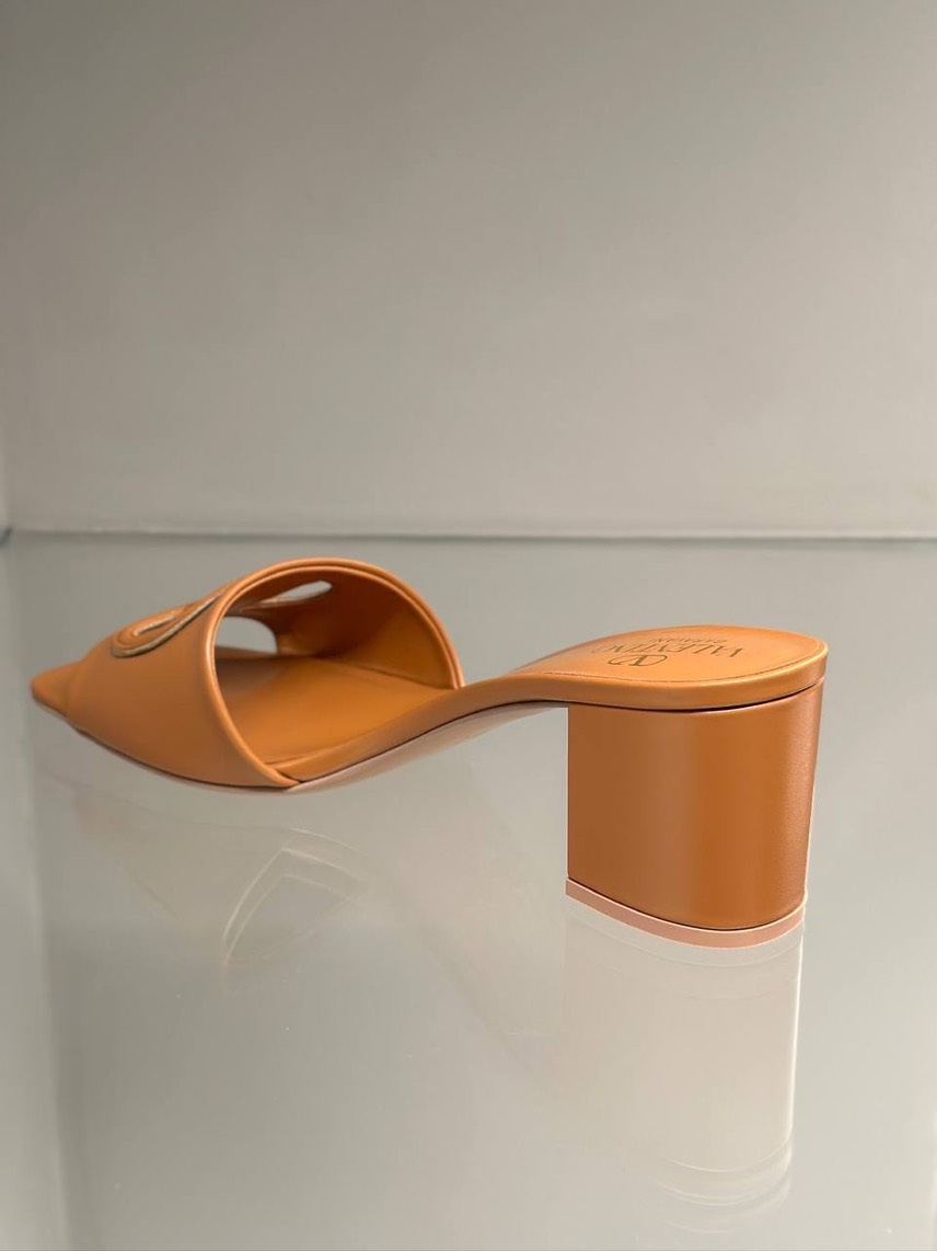 VALENTINO GARAVANI Sandals side view - Women's luxury Shoes