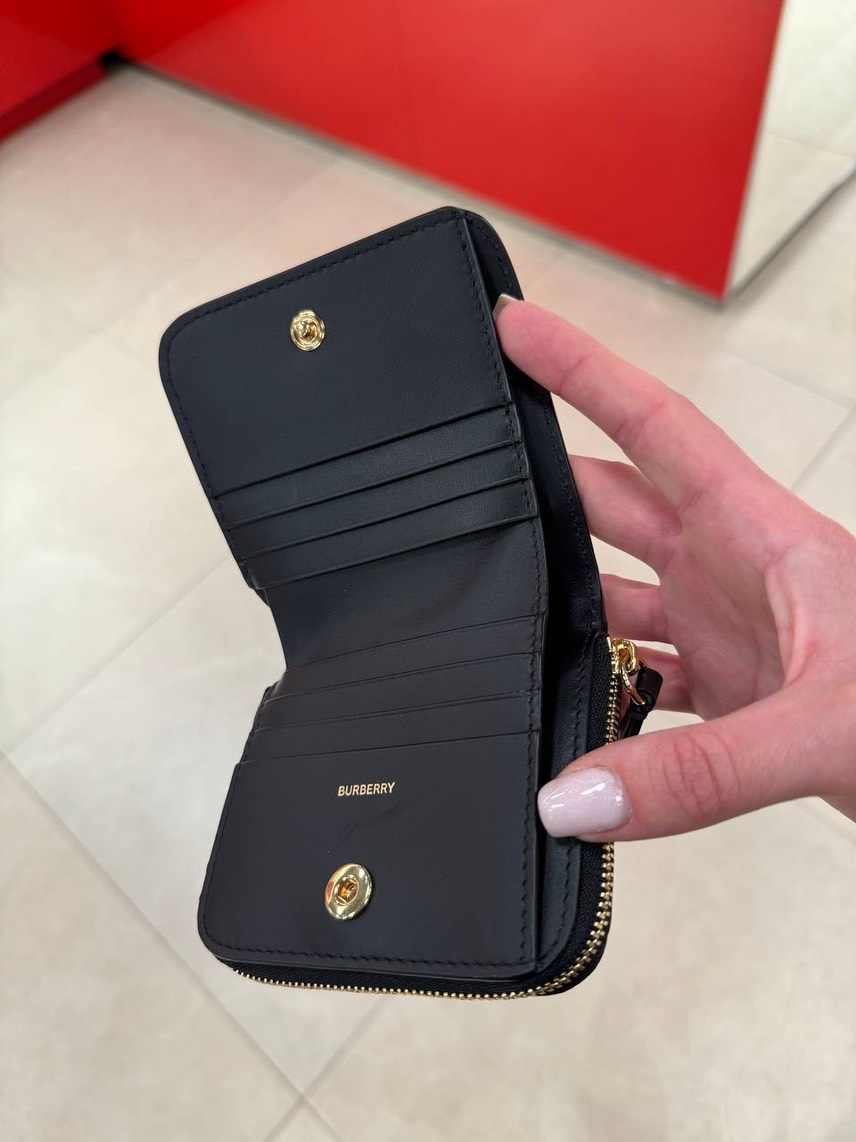 BURBERRY Wallets and small leather goods side view - Women's luxury Accessories