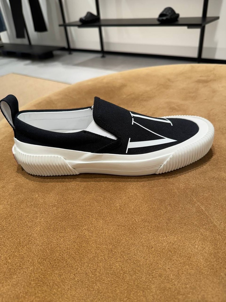 VALENTINO GARAVANI Moccasins front view - Men's luxury Shoes