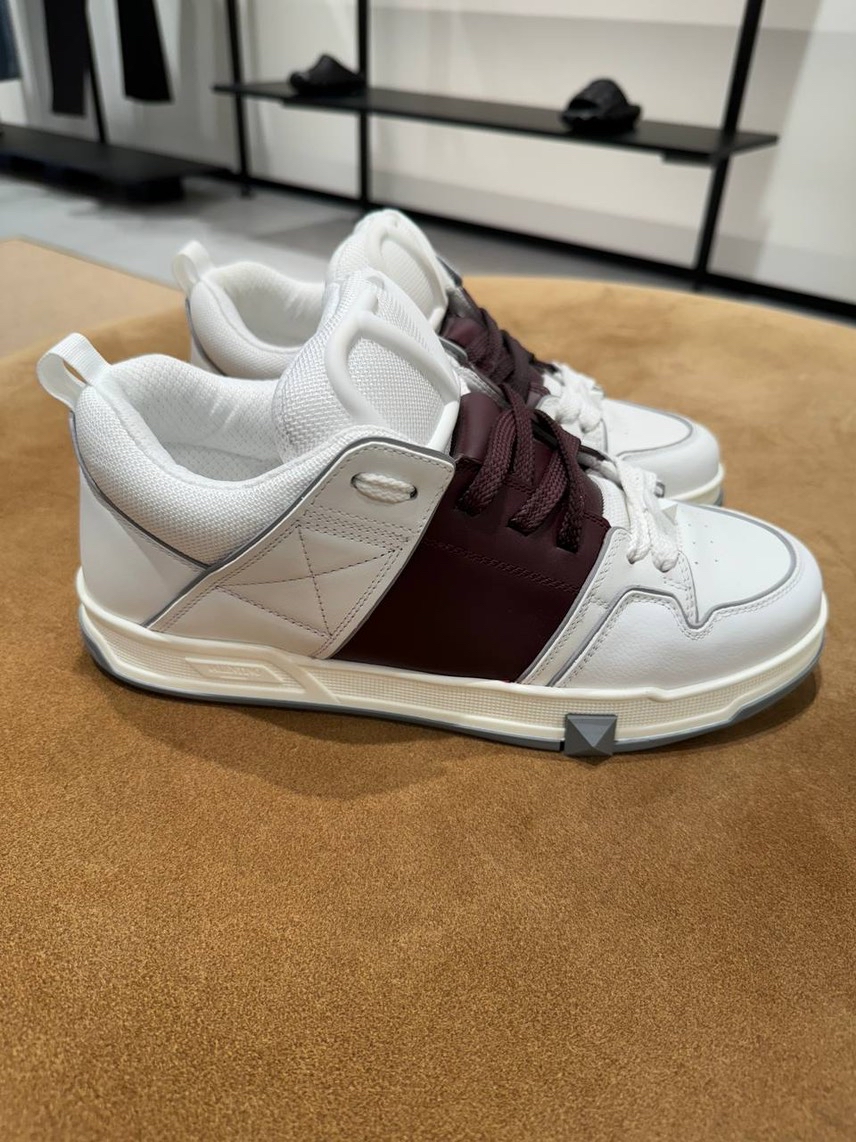 VALENTINO GARAVANI Sneakers side view - Men's luxury Shoes
