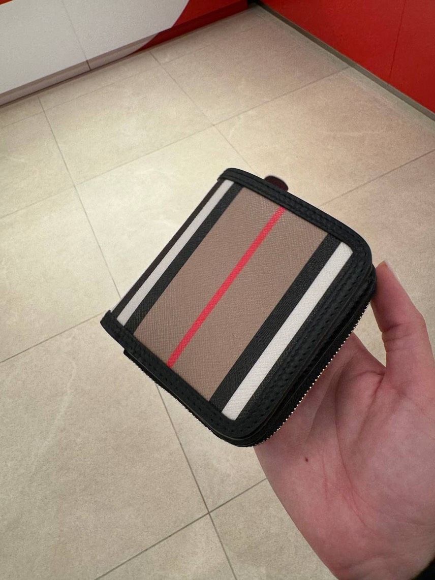 BURBERRY Wallets and small leather goods front view - Women's luxury Accessories