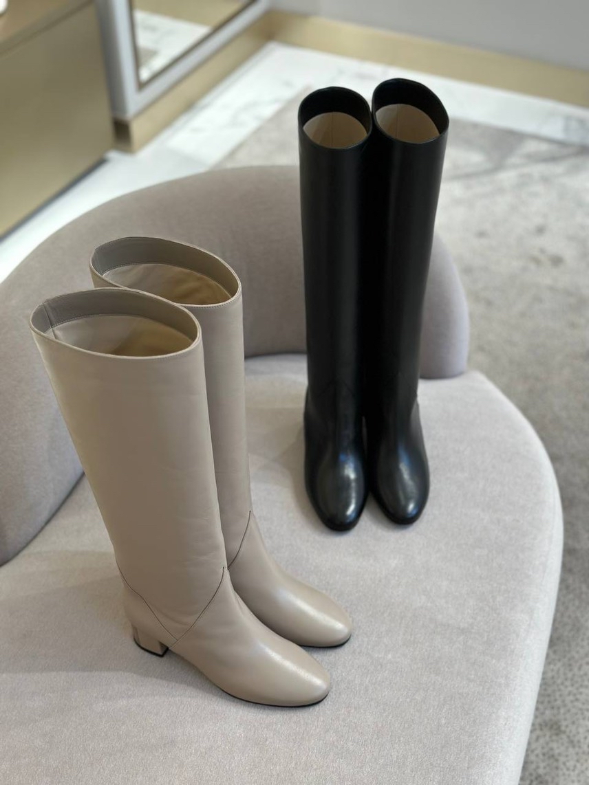 JIMMY CHOO Boots side view - Women's luxury Shoes