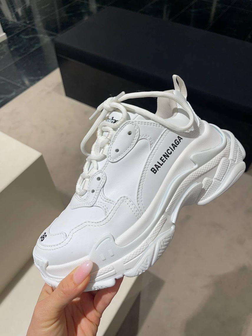 BALENCIAGA Sneakers front view - Women's luxury Shoes