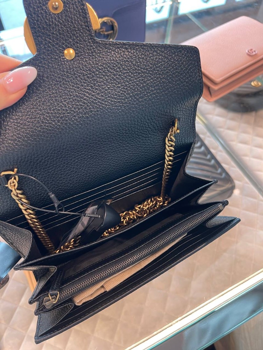 GUCCI Crossbody bags side view - Women's luxury Bags