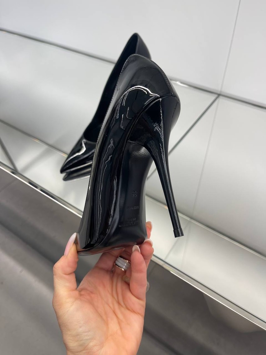 YVES SAINT LAURENT Pumps side view - Women's luxury Shoes