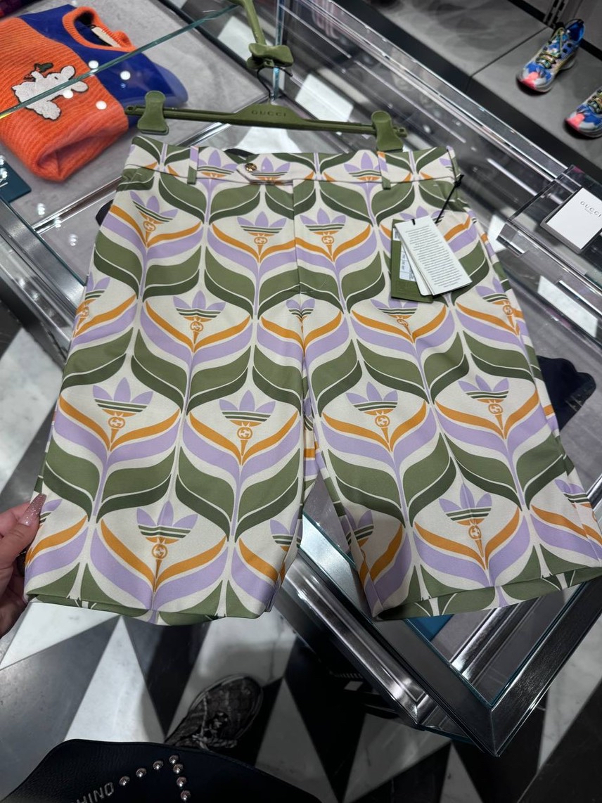 GUCCI Shorts front view - Men's luxury Clothes