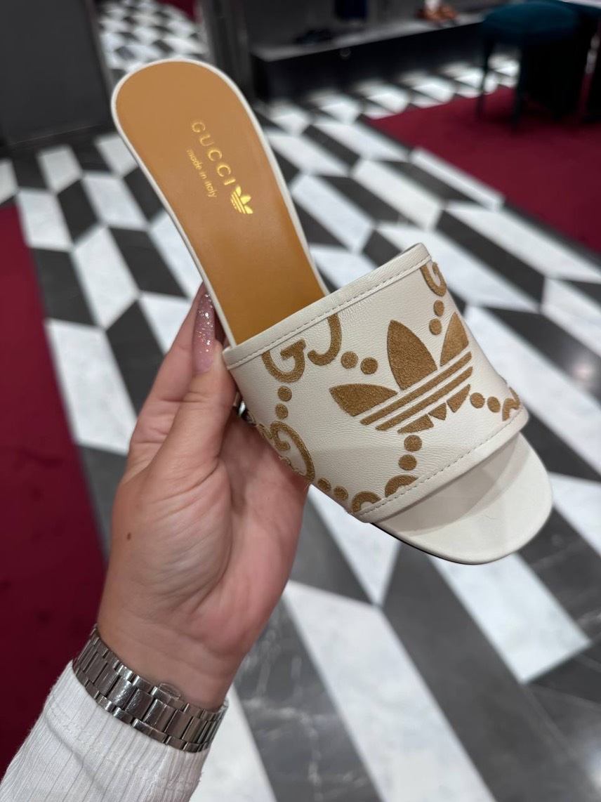 GUCCI Sandals side view - Women's luxury Shoes