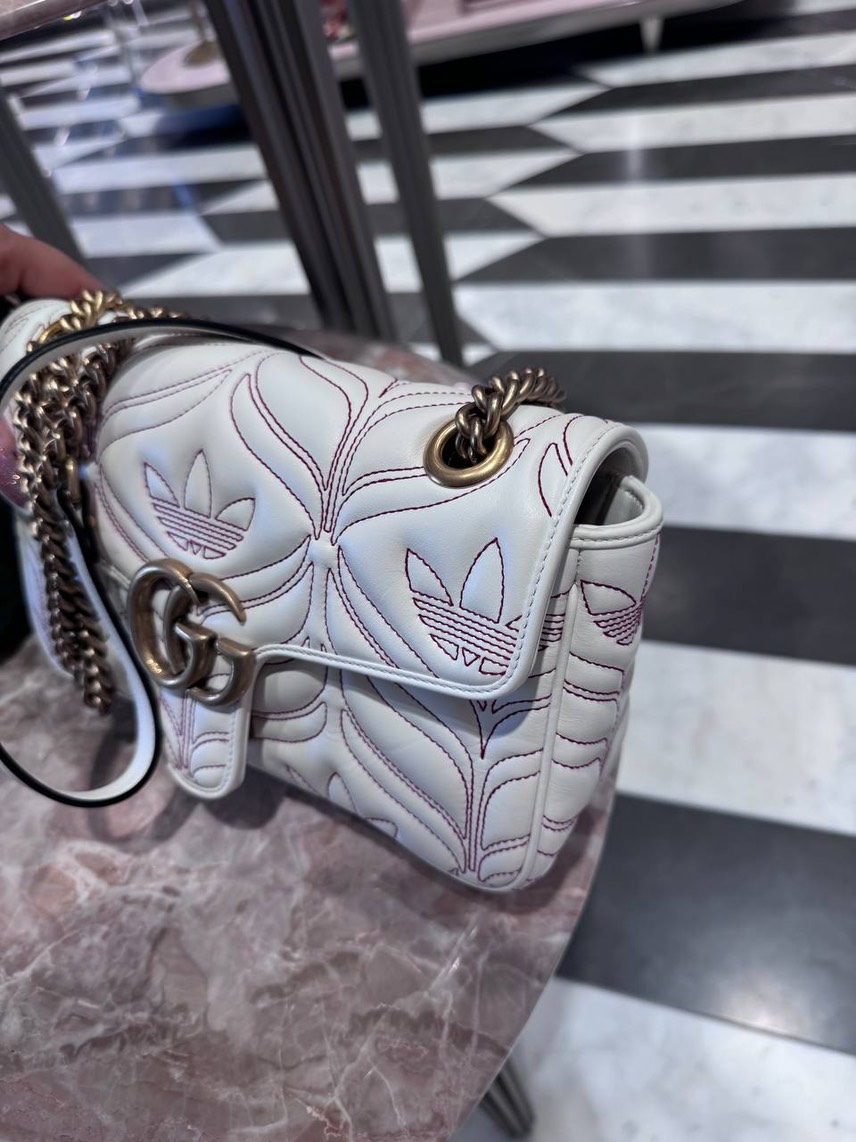 GUCCI Crossbody bags side view - Women's luxury Bags