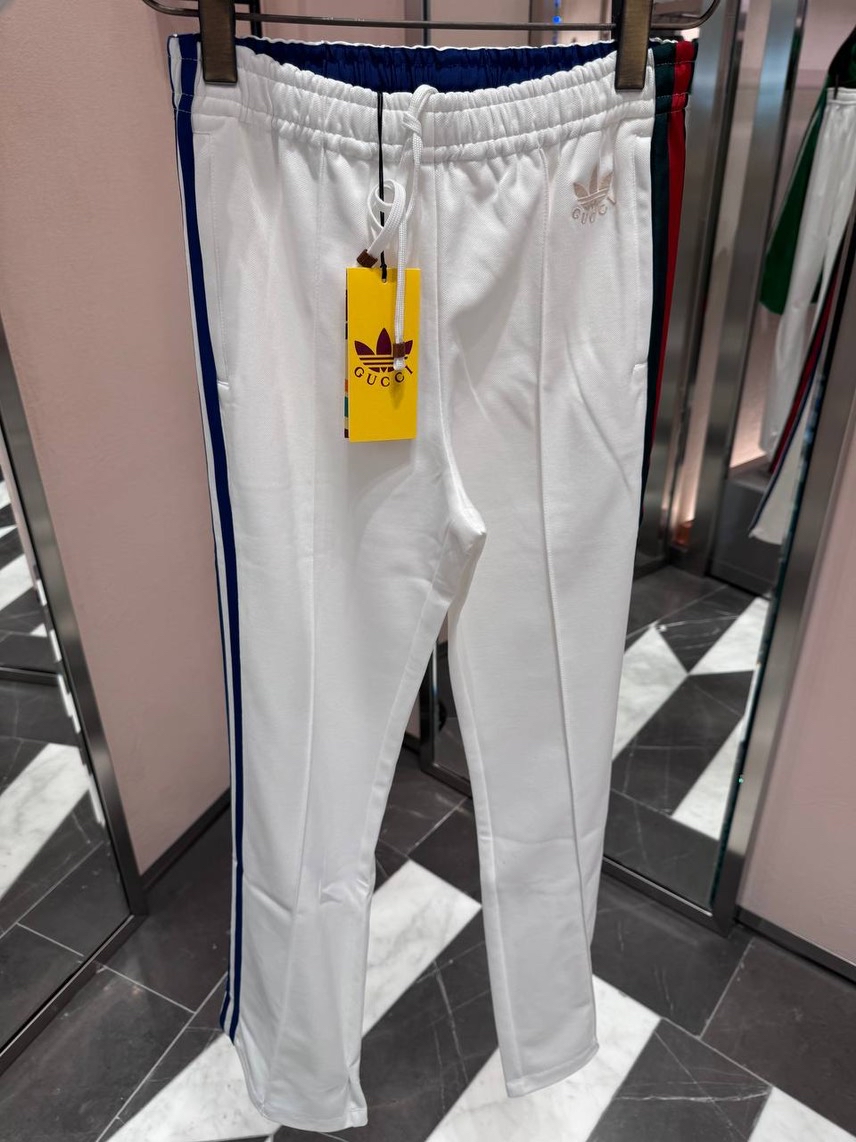 GUCCI Trousers front view - Women's luxury Clothes