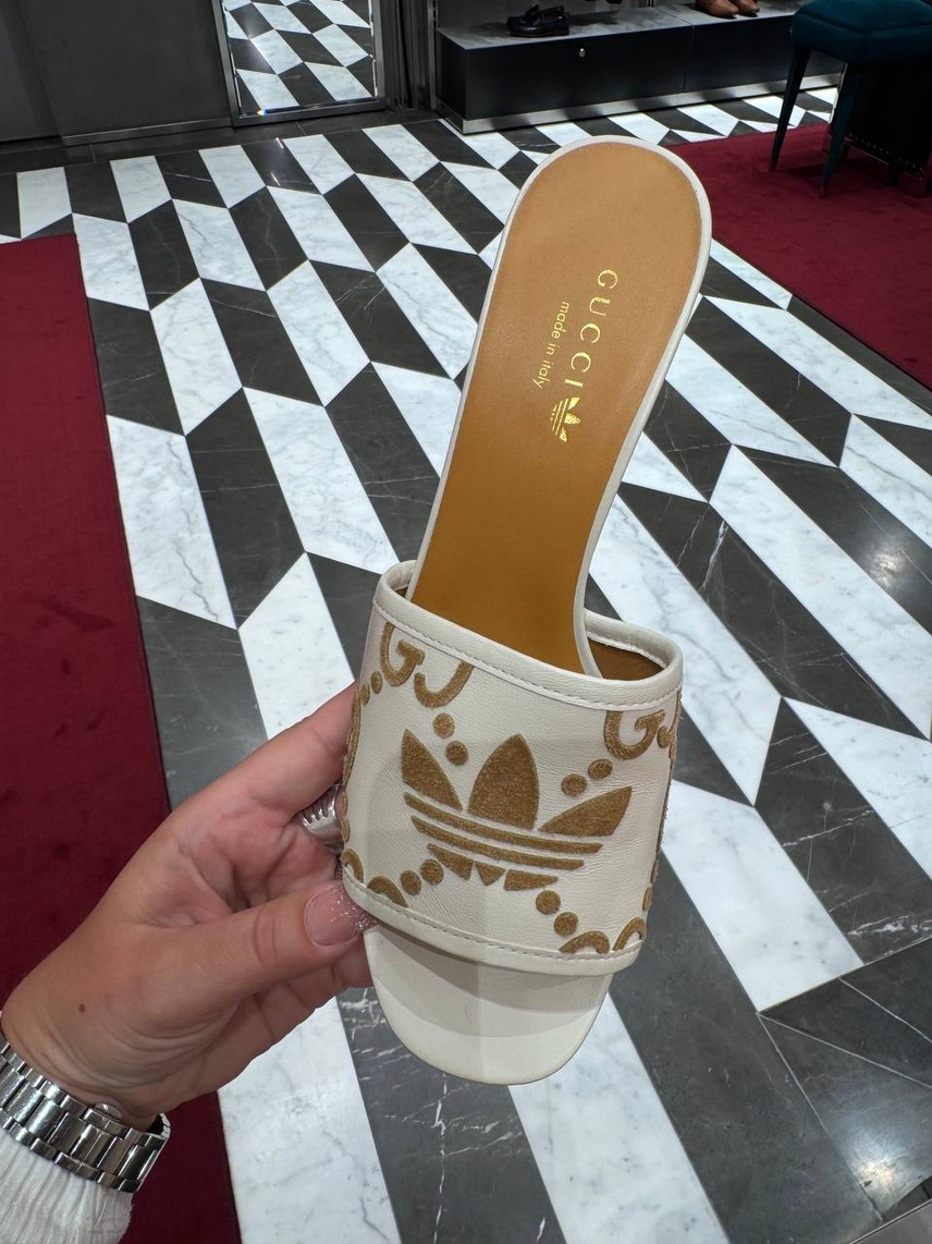 GUCCI Sandals side view - Women's luxury Shoes