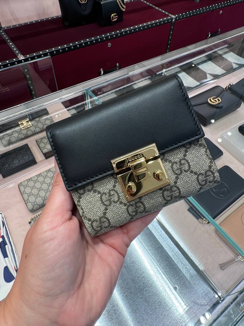GUCCI Wallets and small leather goods front view - Women's luxury Accessories