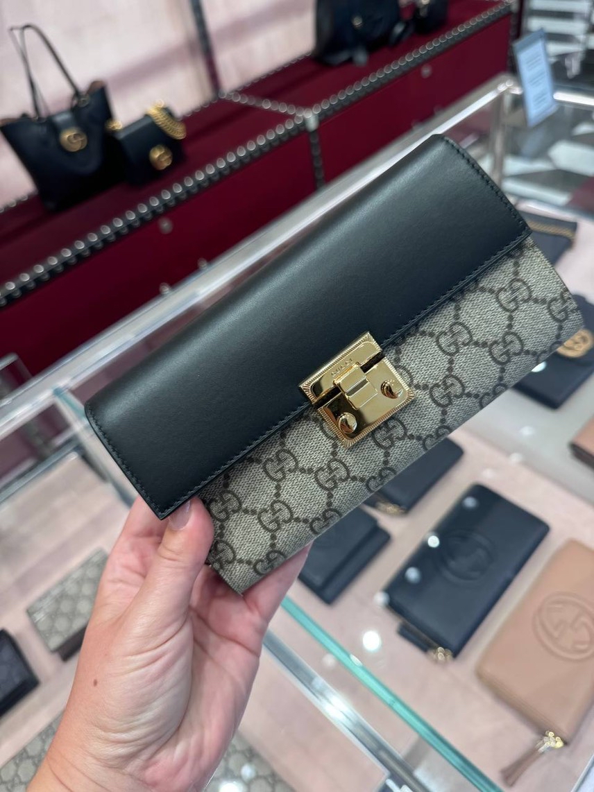 GUCCI Clutch bags front view - Women's luxury Bags