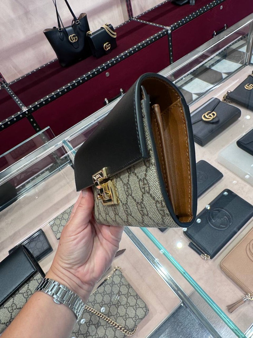 GUCCI Clutch bags side view - Women's luxury Bags