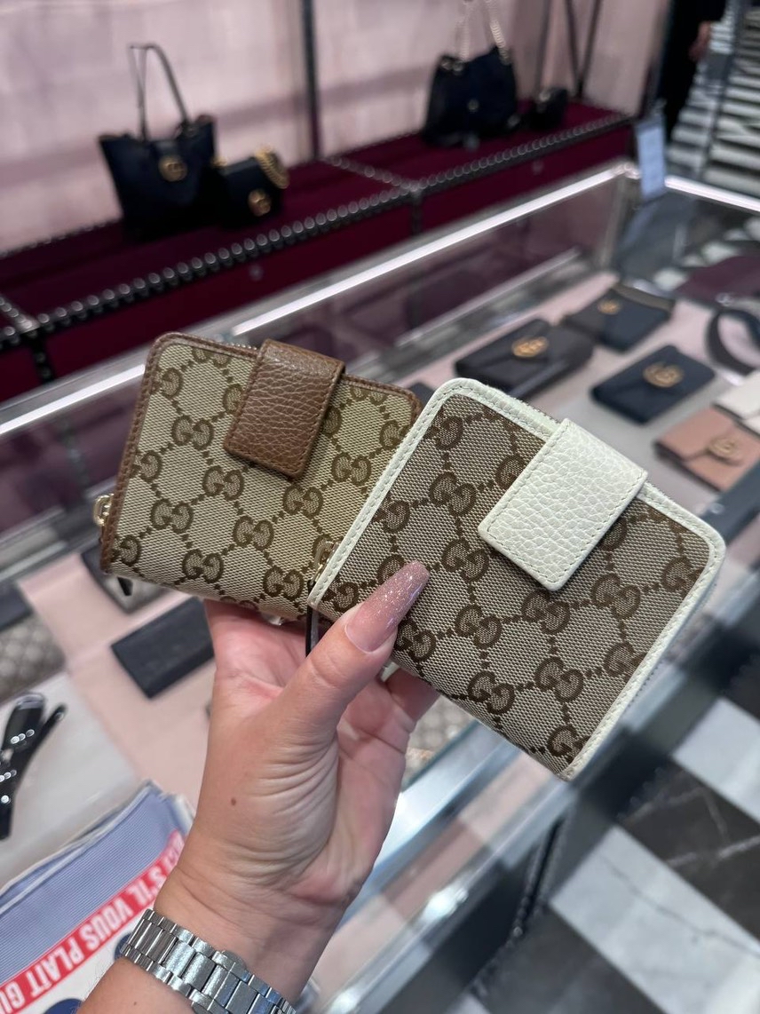 GUCCI Wallets and small leather goods front view - Women's luxury Accessories