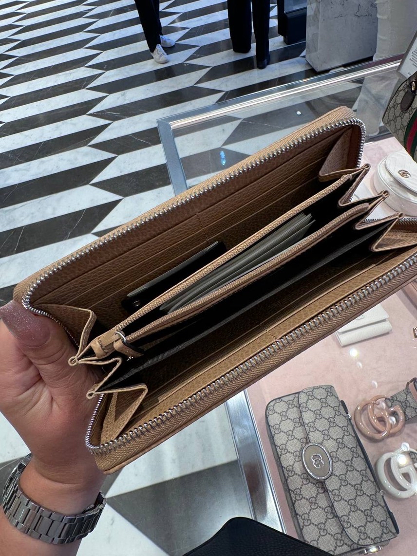 GUCCI Wallets and small leather goods side view - Women's luxury Accessories
