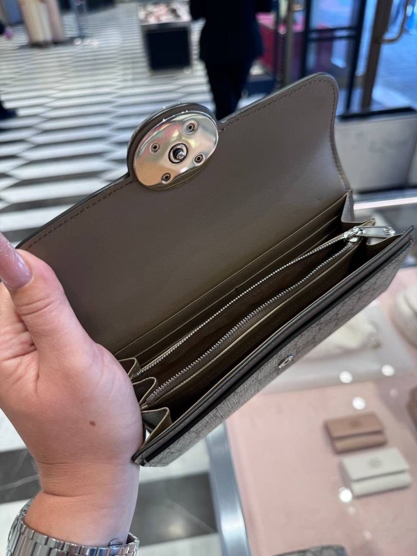 GUCCI Wallets and small leather goods side view - Women's luxury Accessories