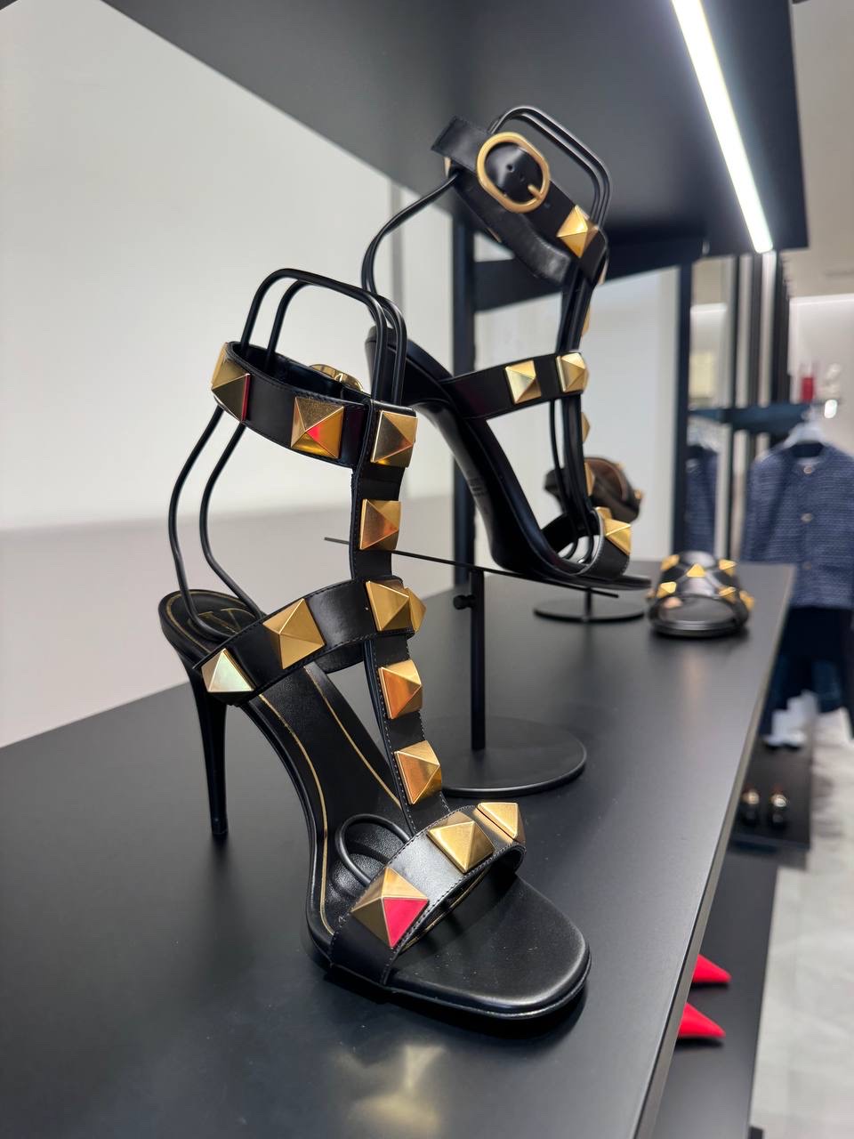 VALENTINO GARAVANI Sandals front view - Women's luxury Shoes