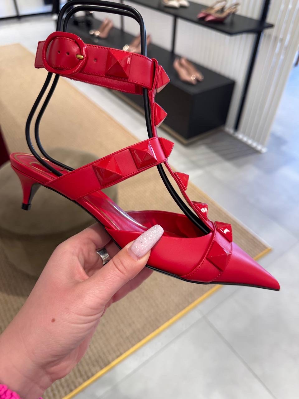 VALENTINO GARAVANI Sandals front view - Women's luxury Shoes