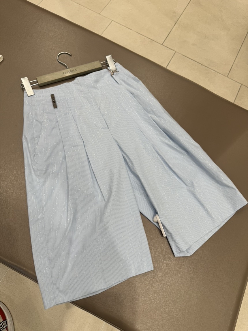 PESERICO Shorts front view - Women's luxury Clothes