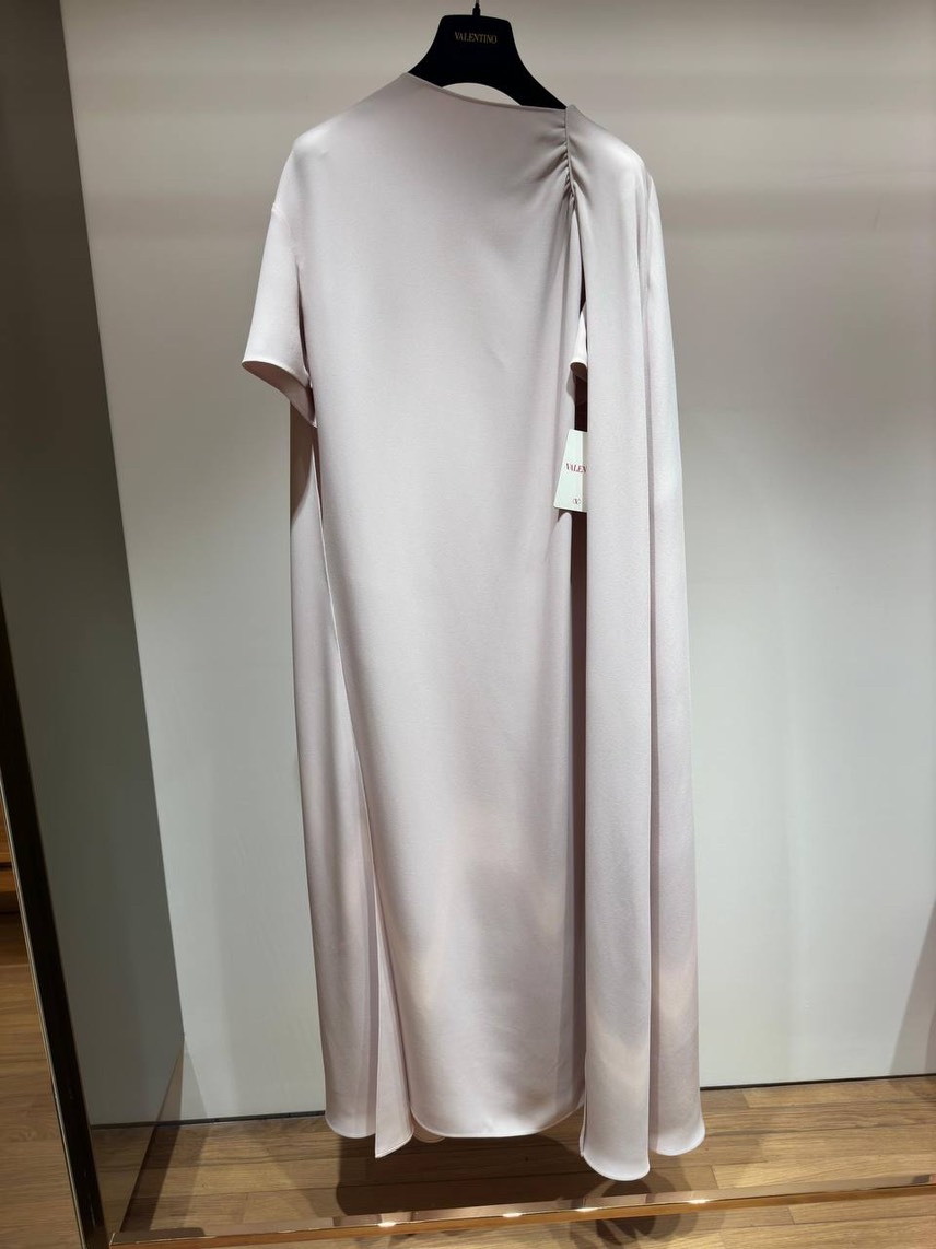 VALENTINO GARAVANI Dresses front view - Women's luxury Clothes