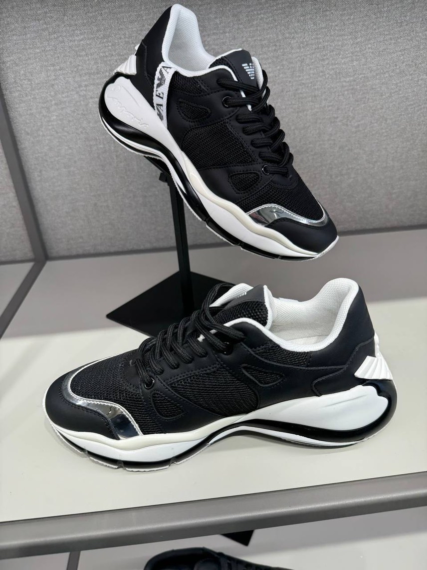 ARMANI EXCHANGE Sneakers side view - Women's luxury Shoes