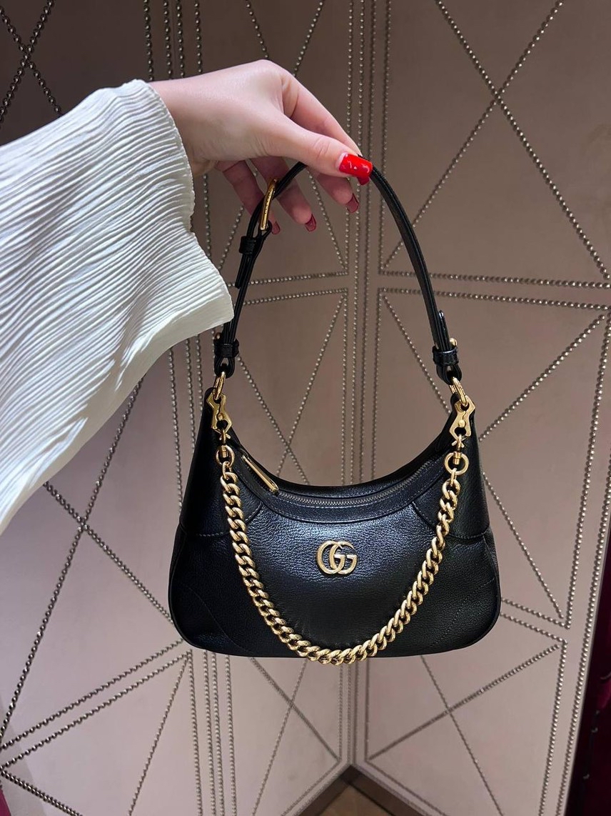 GUCCI Shoulder bags side view - Women's luxury Bags
