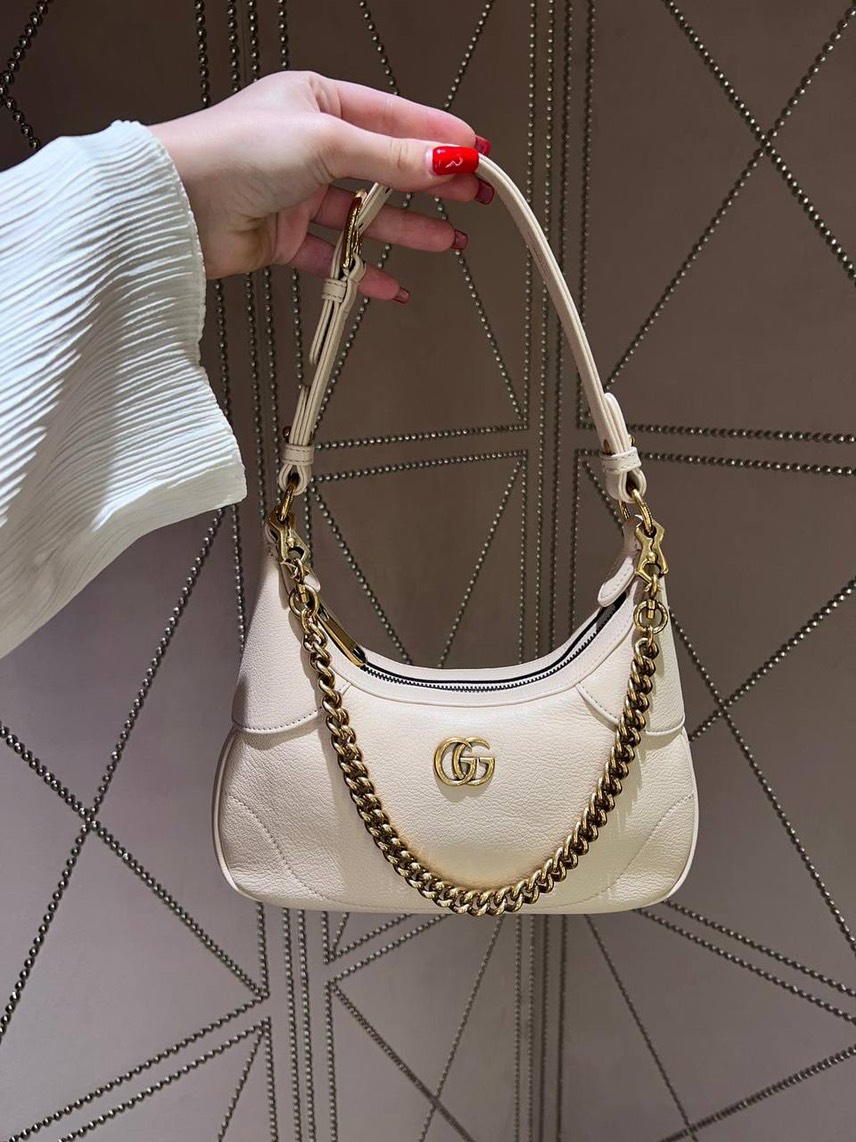 GUCCI Shoulder bags side view - Women's luxury Bags