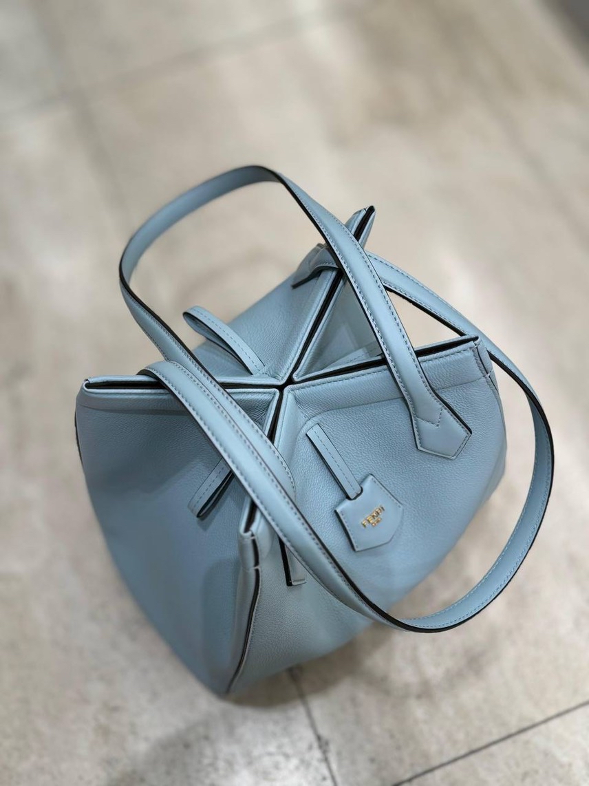 FENDI Shoulder bags side view - Women's luxury Bags