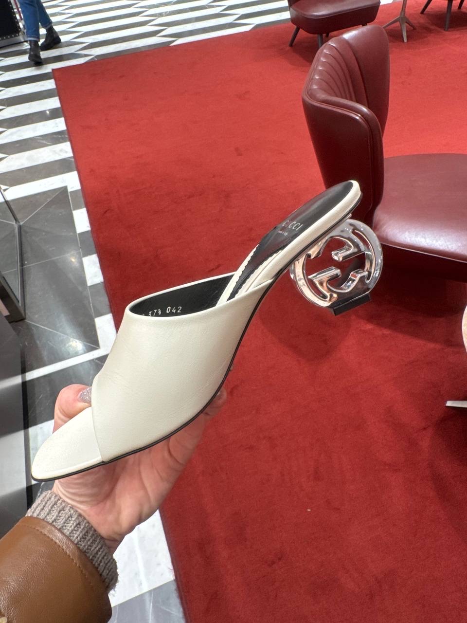 GUCCI Sandals front view - Women's luxury Shoes
