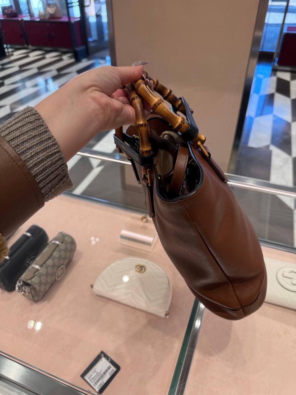 GUCCI Crossbody bags side view - Women's luxury Bags