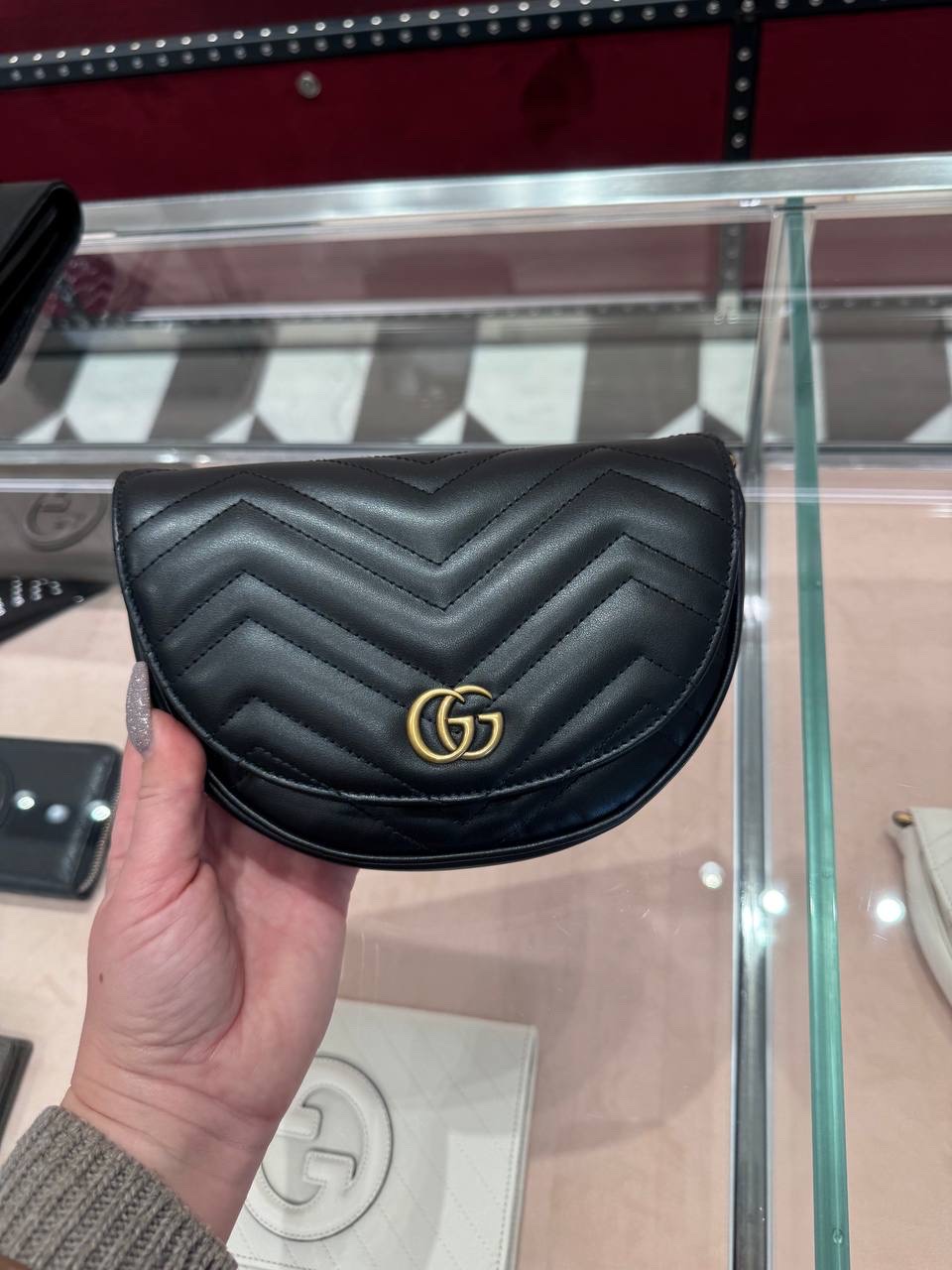 GUCCI Crossbody bags side view - Women's luxury Bags