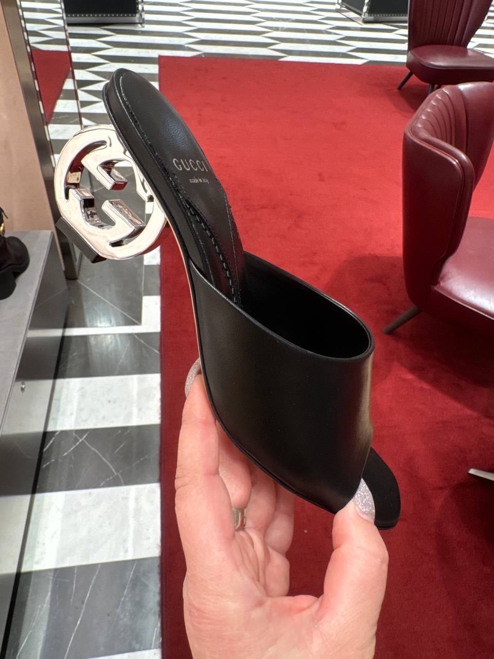 GUCCI Sandals side view - Women's luxury Shoes