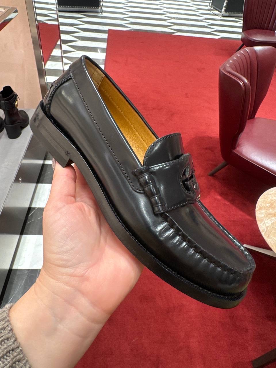 GUCCI Loafers front view - Women's luxury Shoes