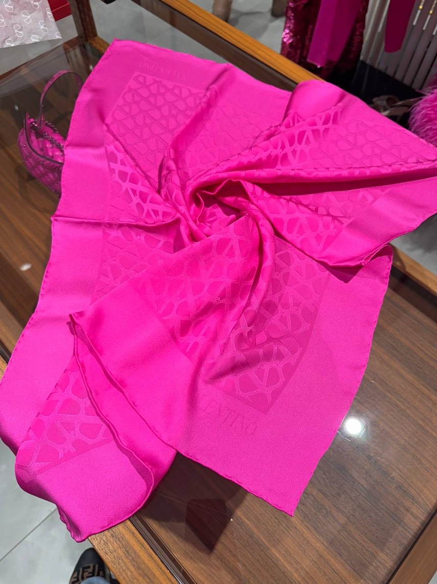 VALENTINO GARAVANI Scarves front view - Women's luxury Accessories