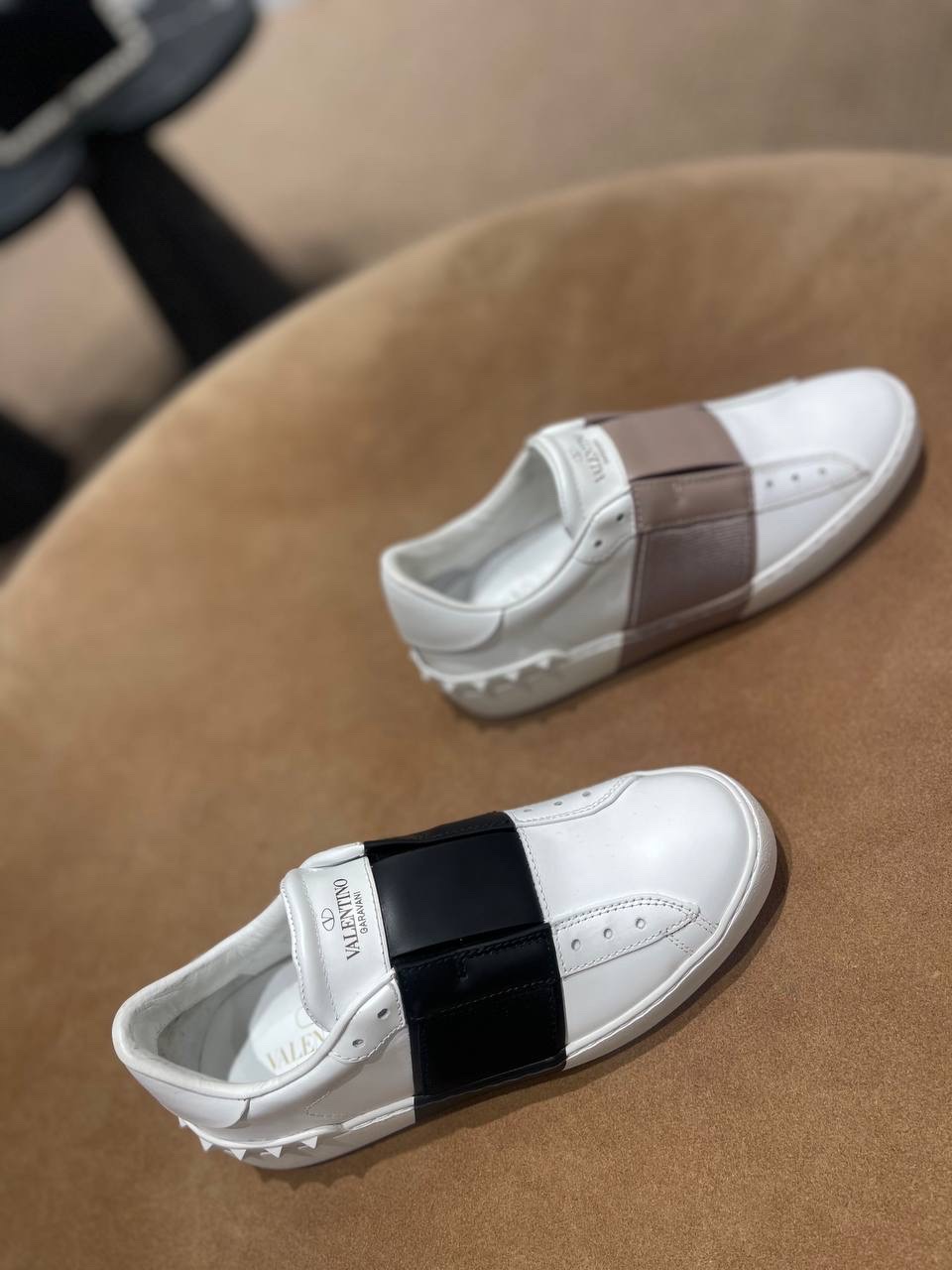 VALENTINO GARAVANI Sandals side view - Women's luxury Shoes