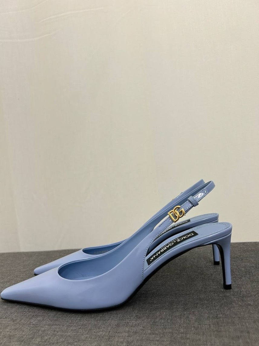 DOLCE & GABBANA Sandals side view - Women's luxury Shoes