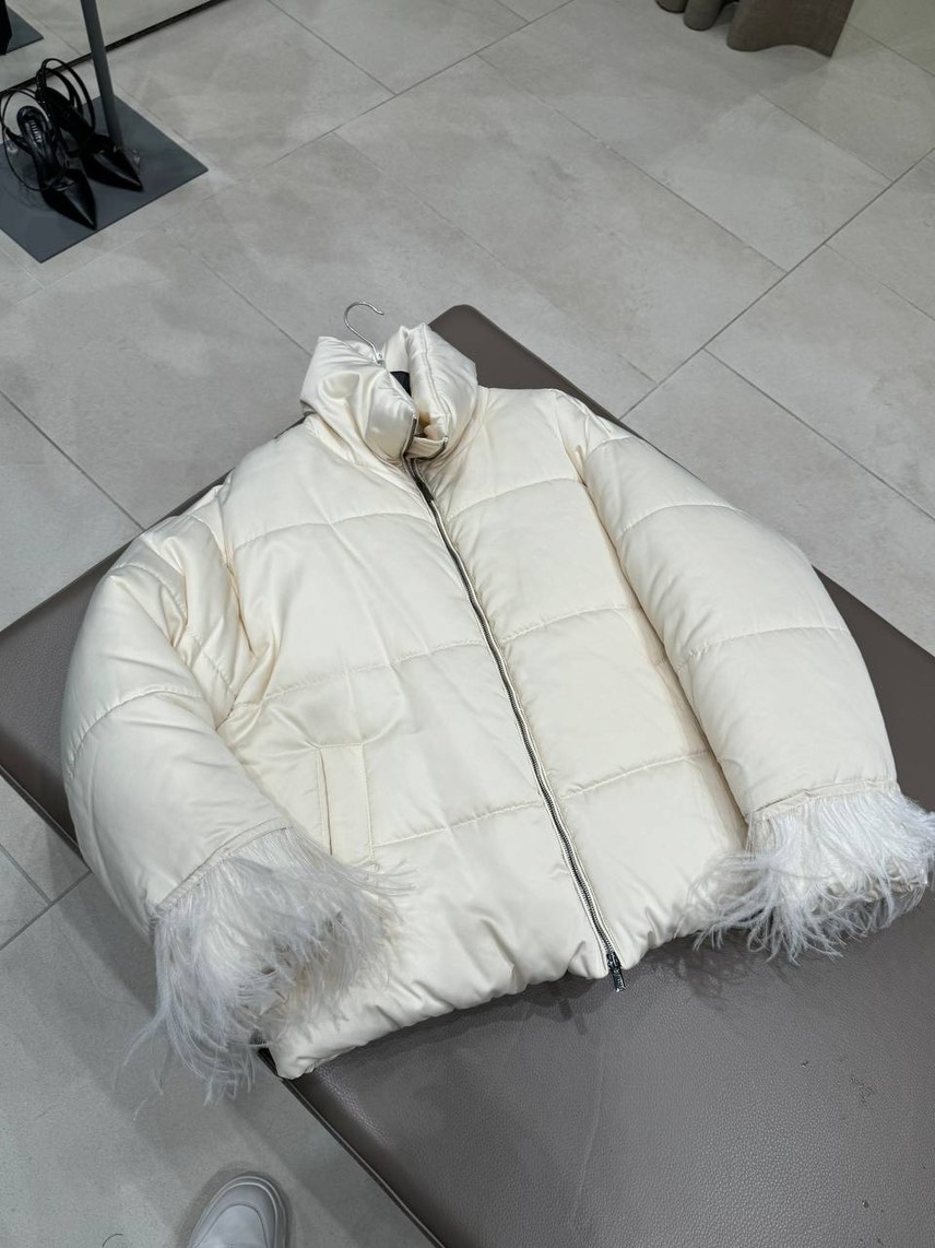 PESERICO Down jacket side view - Women's luxury Clothes