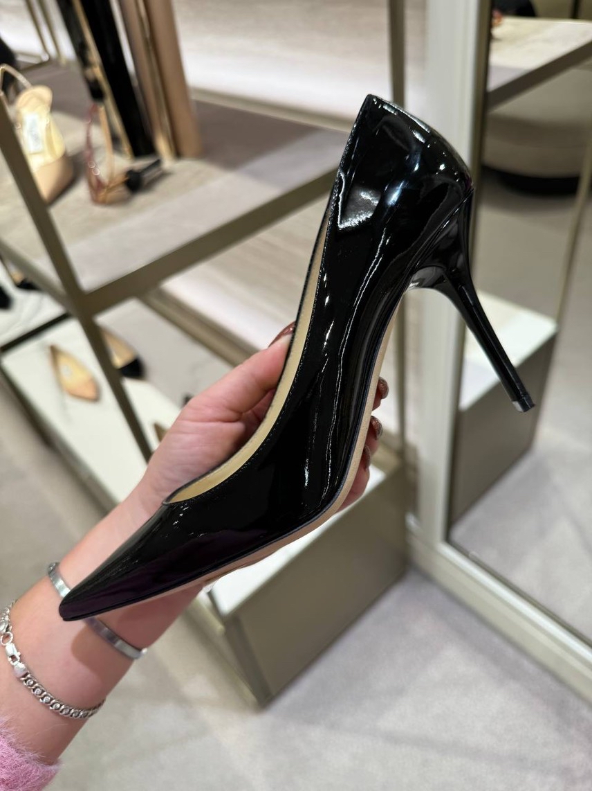 JIMMY CHOO Pumps front view - Women's luxury Shoes
