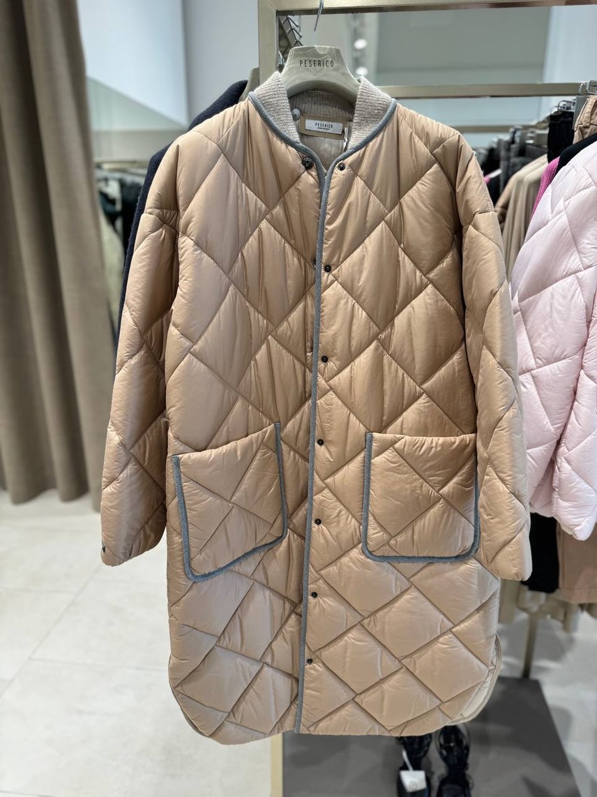 PESERICO Down jacket side view - Women's luxury Clothes