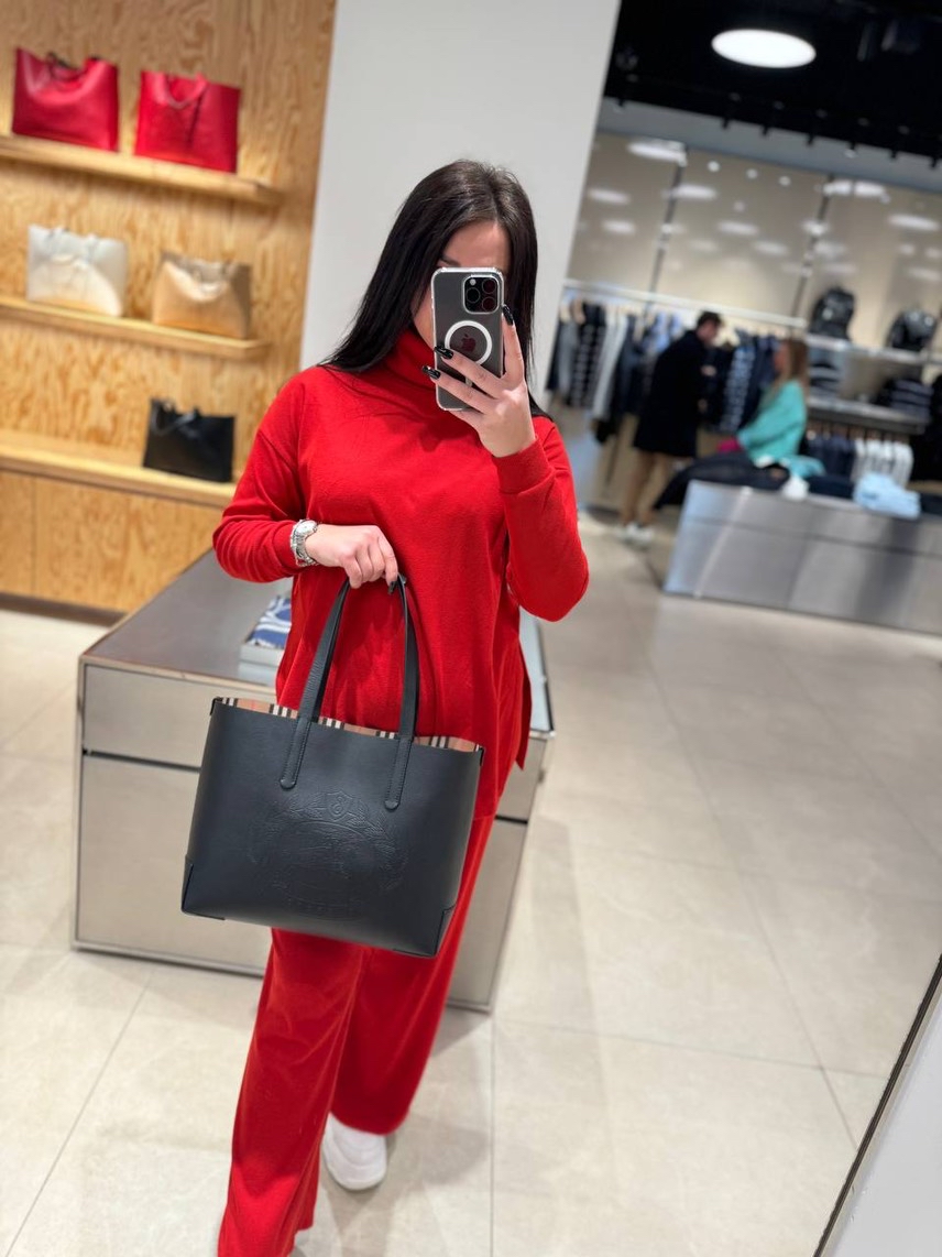 BURBERRY Totes side view - Women's luxury Bags