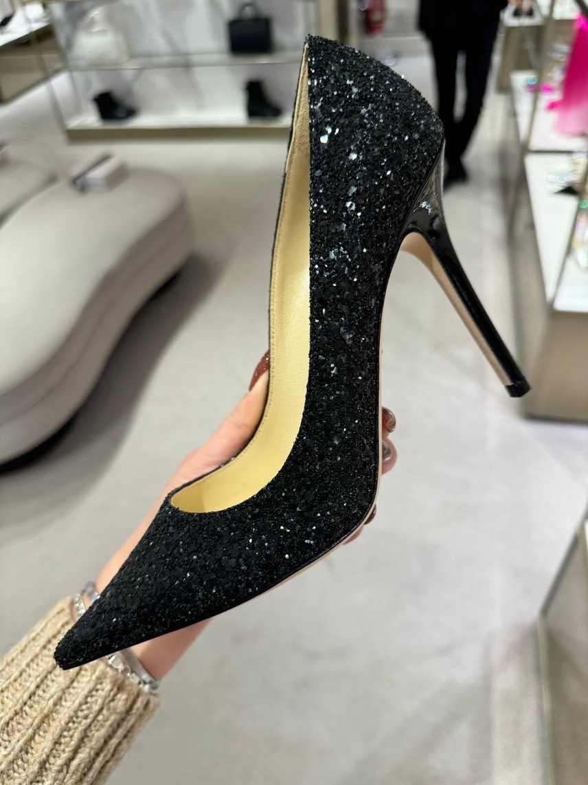 JIMMY CHOO Pumps front view - Women's luxury Shoes