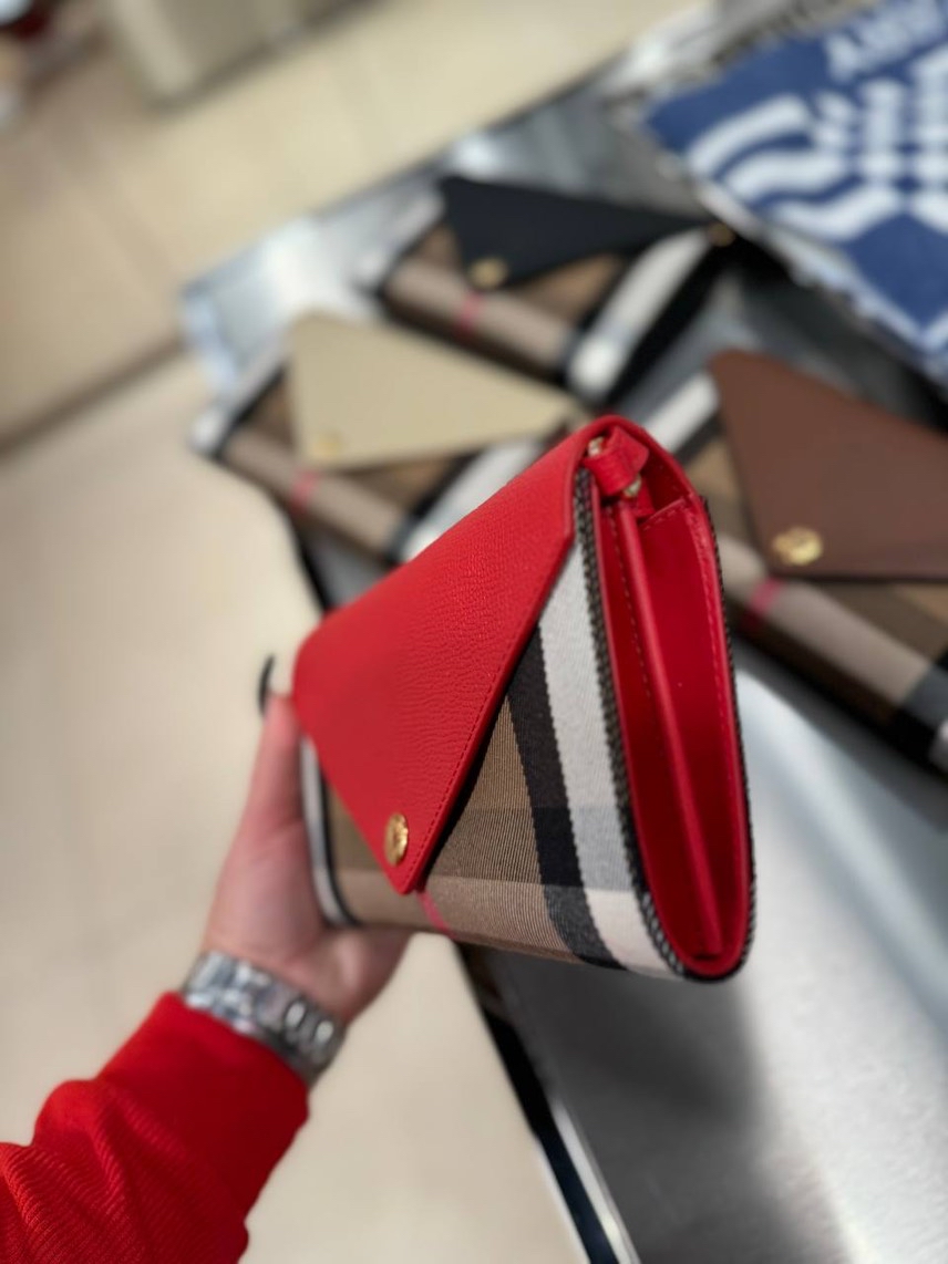 BURBERRY Clutch bags side view - Women's luxury Bags