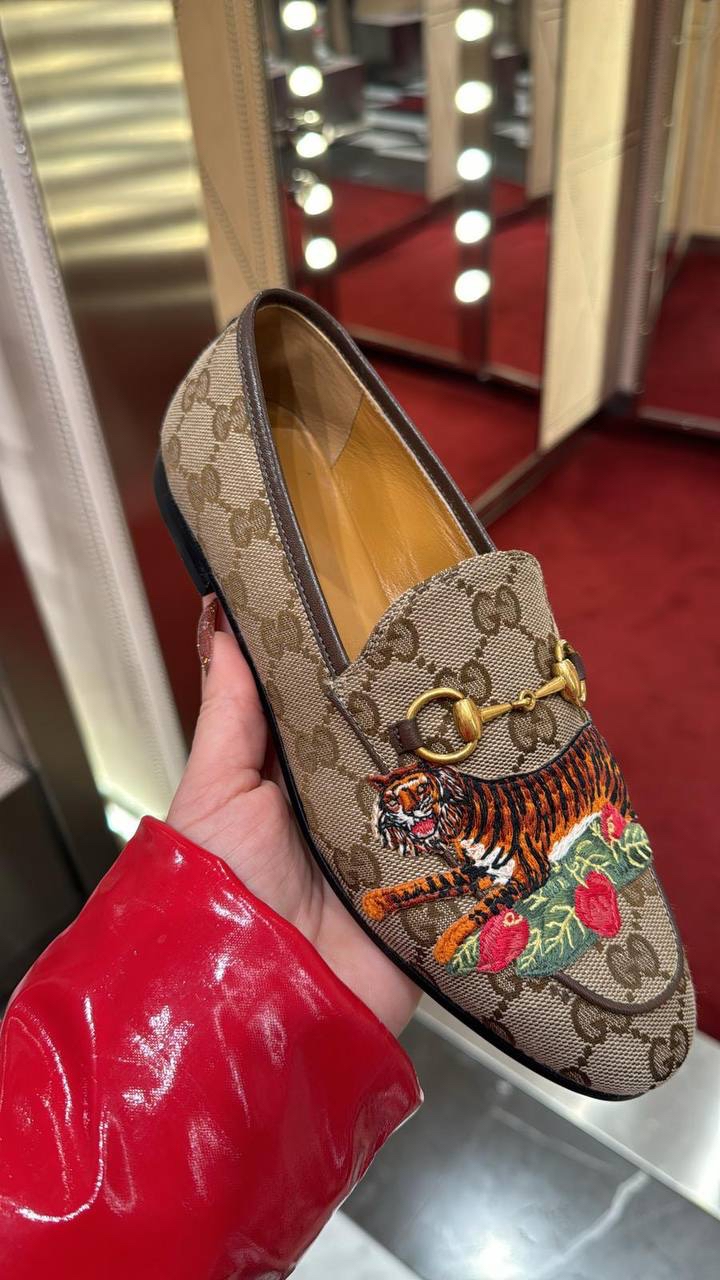 GUCCI Loafers front view - Women's luxury Shoes