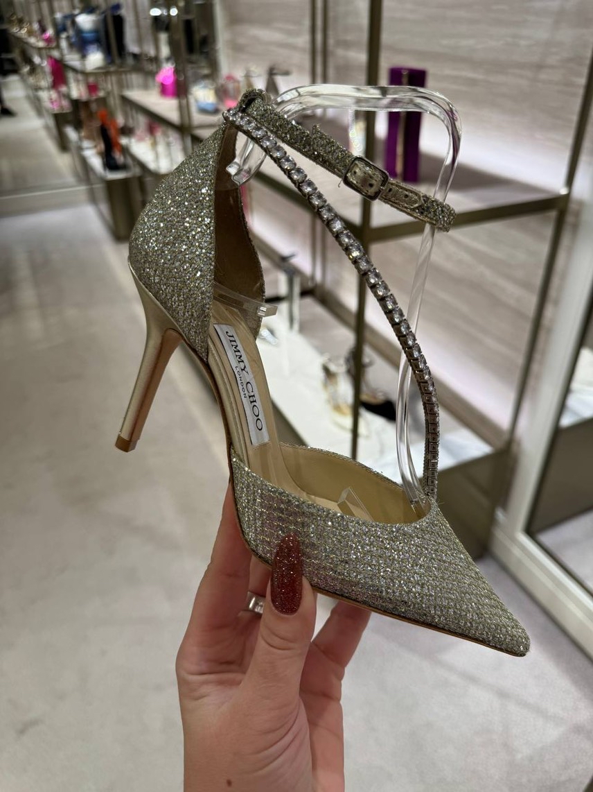 JIMMY CHOO Pumps front view - Women's luxury Shoes